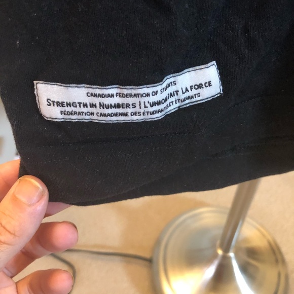 💜 Gorgeous boys custom 100% fair trade tee sz M! - Picture 4 of 7